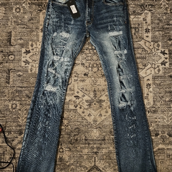 Blue Skinny Jeans with Gold Embellishments - Picture 6 of 6